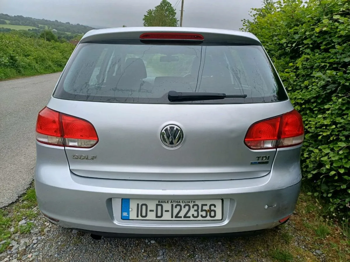 10 Vw Golf 1.6 TDI SE €1950 Cash Price - Image 3