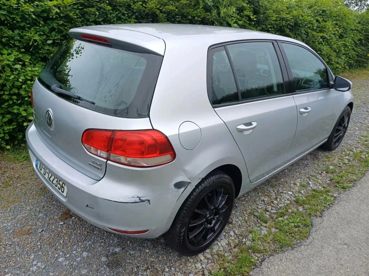 10 Vw Golf 1.6 TDI SE €1950 Cash Price - Image 4