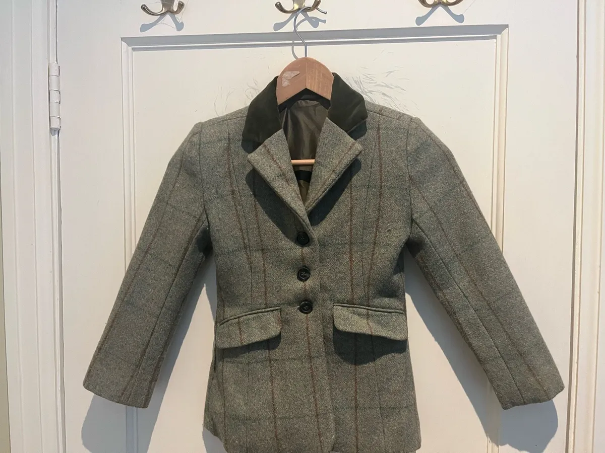 Child’s tweed show jacket - Image 1