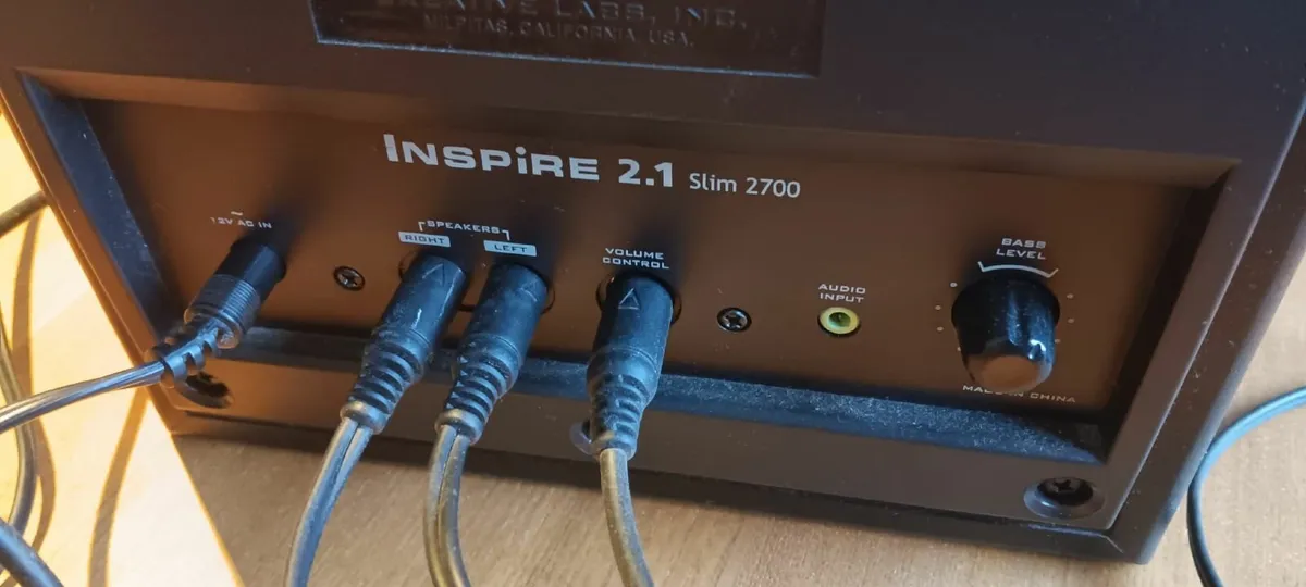 Speakers Creative inspire 2.1 2700 - Image 3