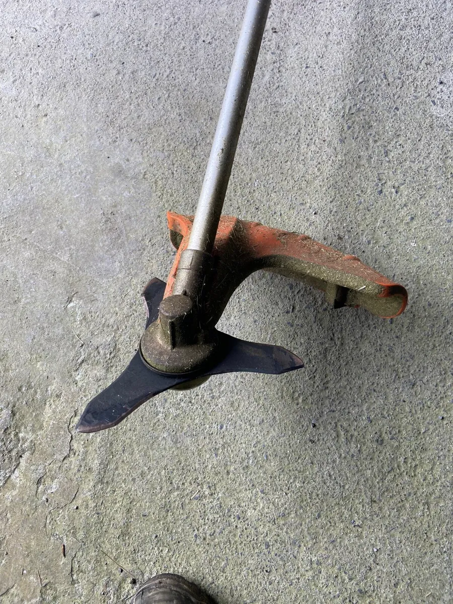 Strimmers - Image 1