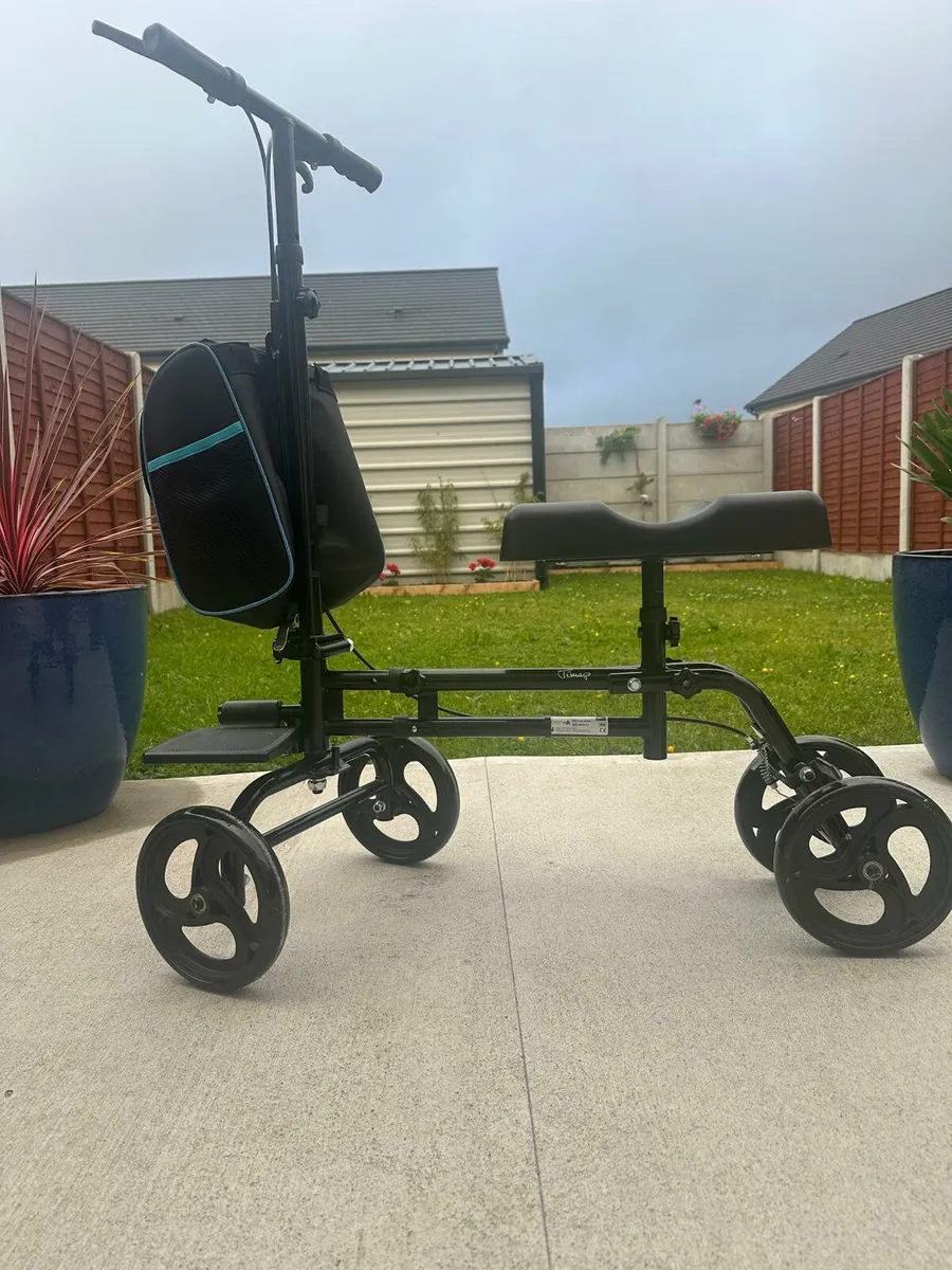 Knee scooter /walker - Image 1