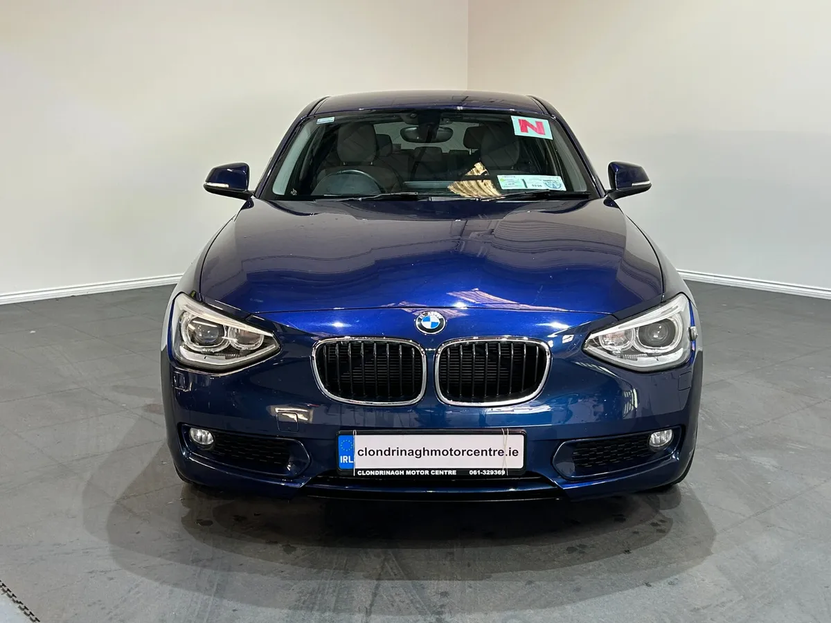 BMW 116i ES - Auto - Image 2