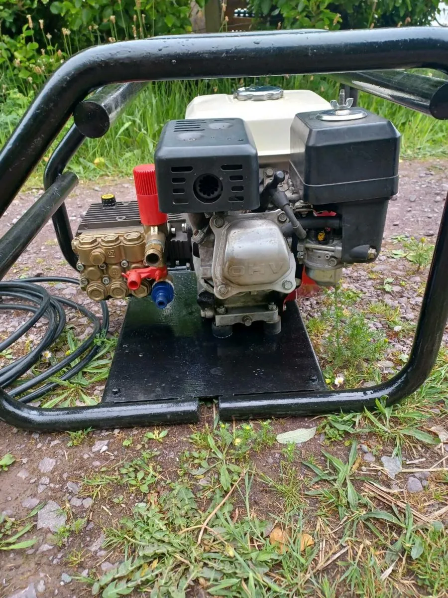 Pressure washer - Image 4