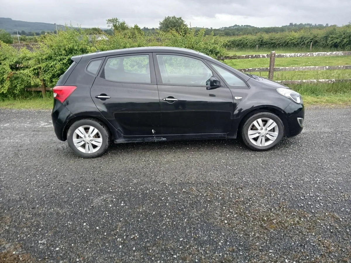 Hyundai ix20 2013 auto petrol - Image 3