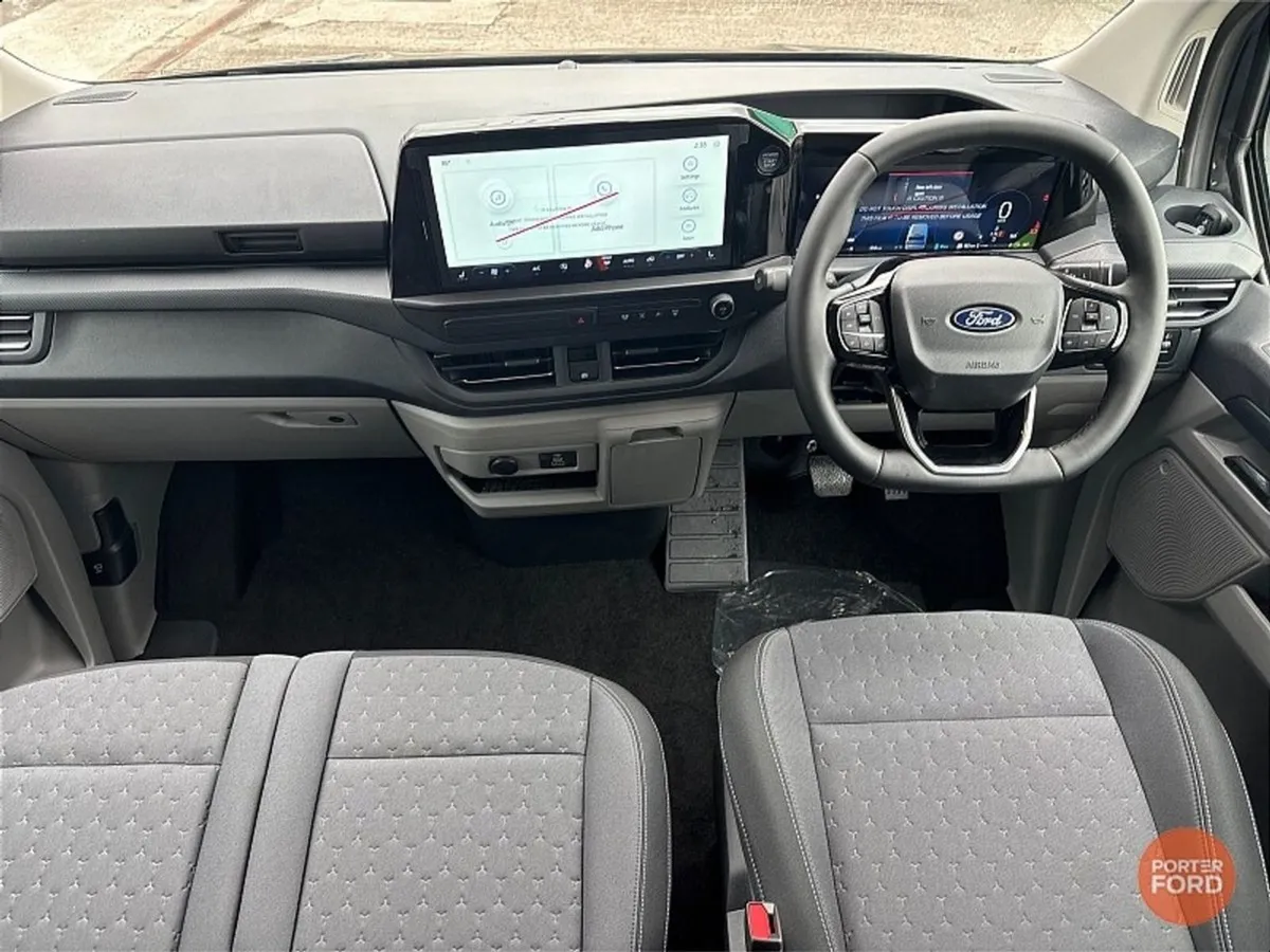 Ford Transit Custom  6 Seats phev limited double - Image 2