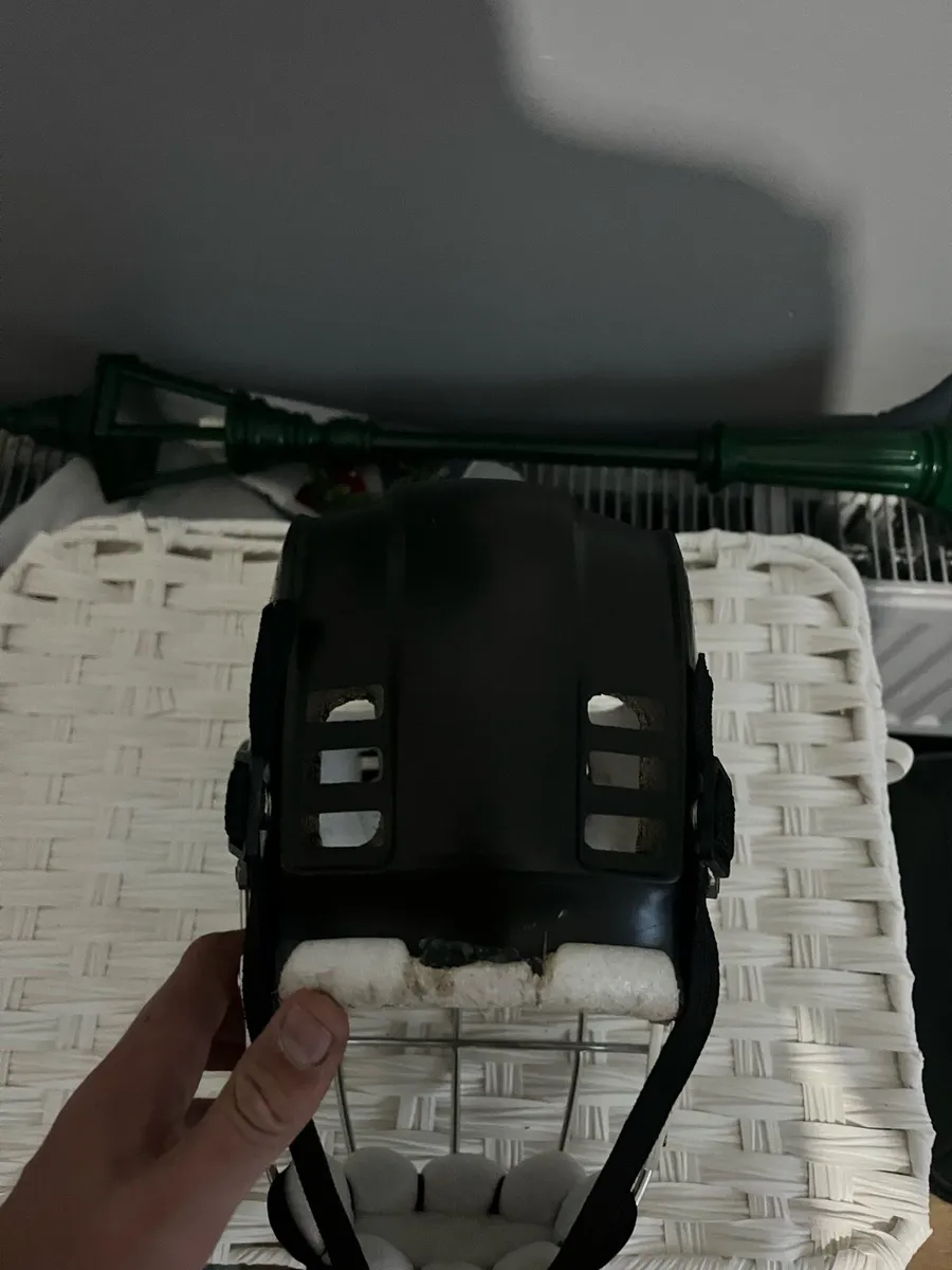 Old style cooper hurling helmet - Image 3