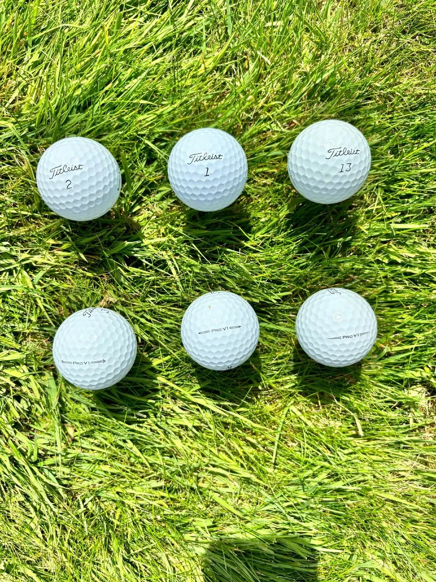 TITLEIST PRO V1 - 12PK - CASTLEGOLF.IE