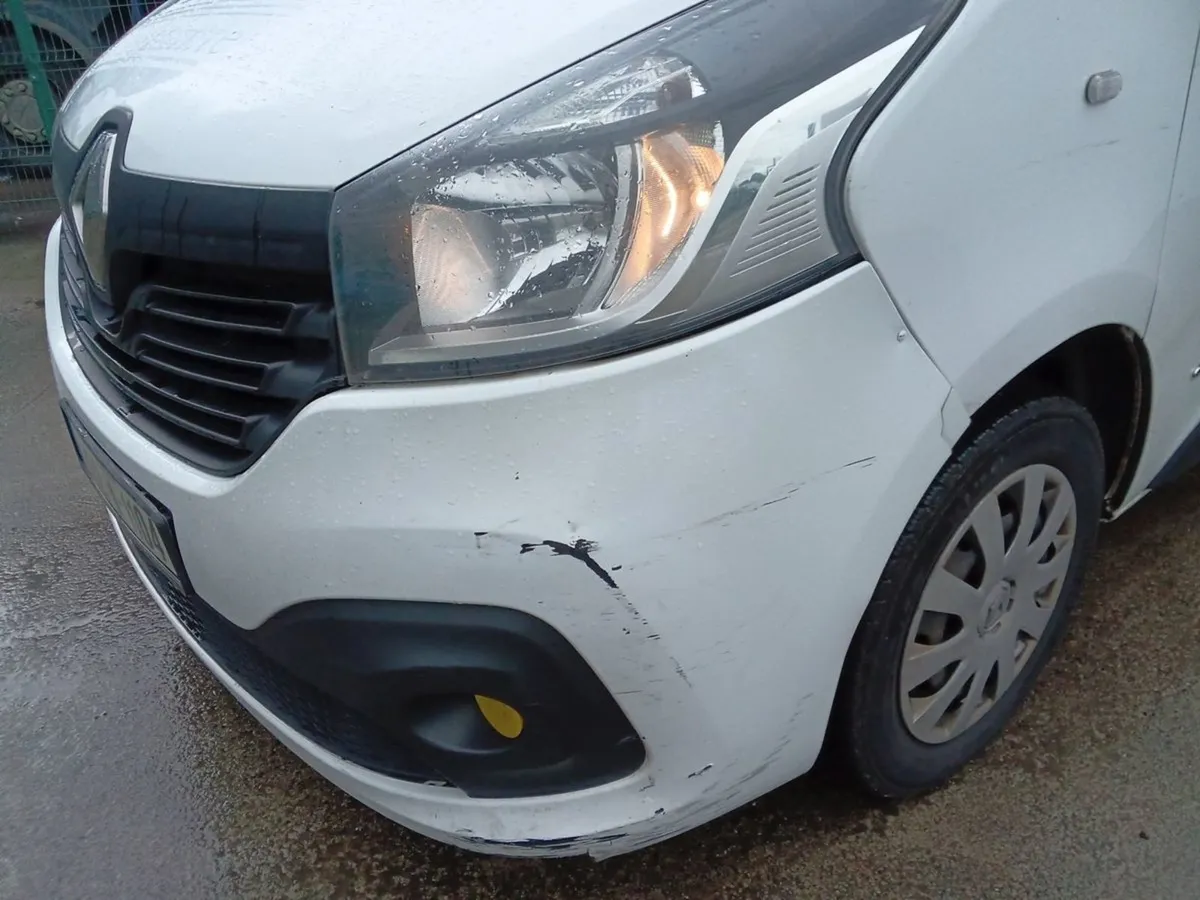Renault Trafic Ll29 Energy DCI 120 BUS 1598 - Image 4