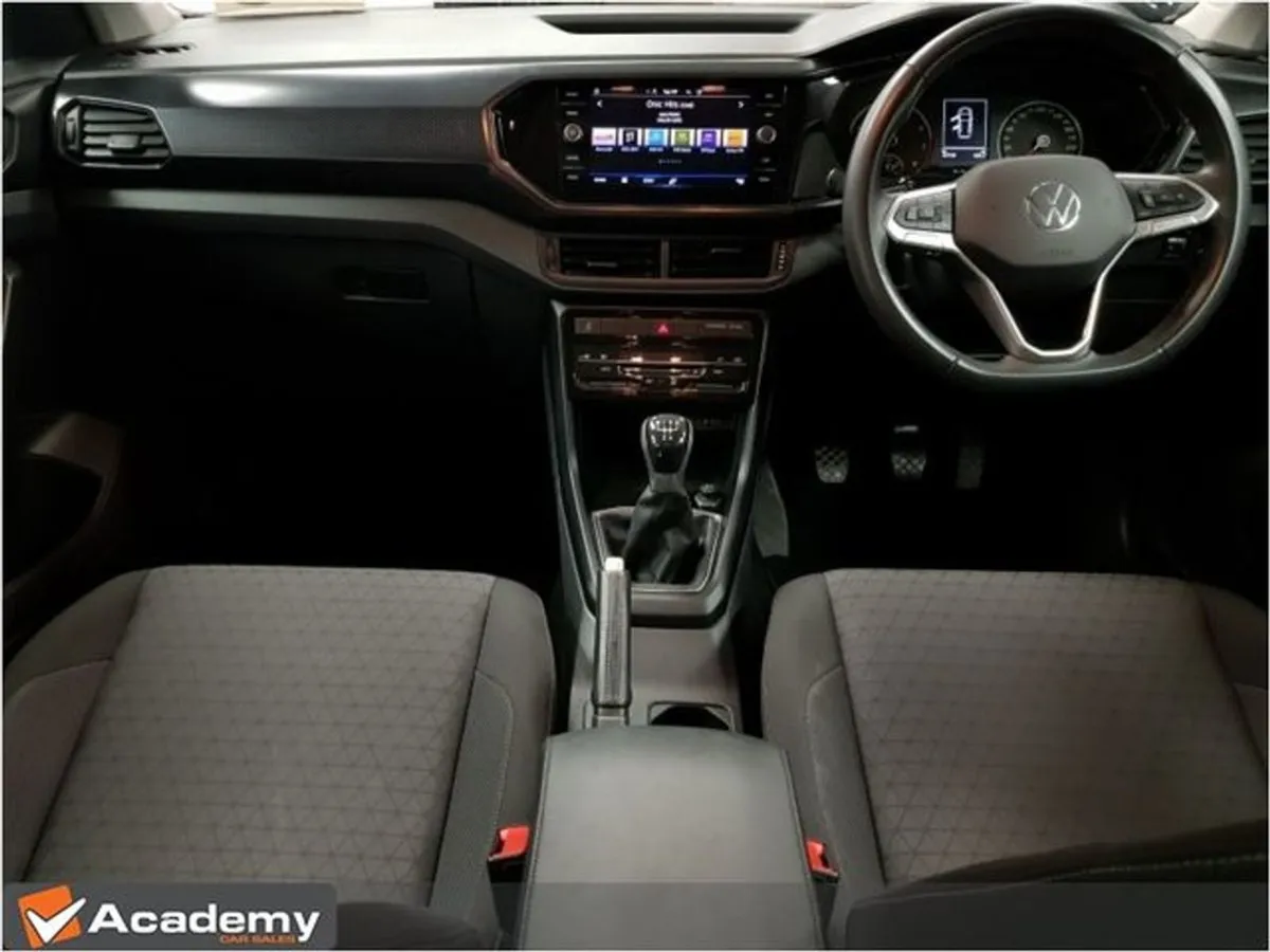 Volkswagen T-Cross Life 1.0 TSI M5F 95hp - Image 2
