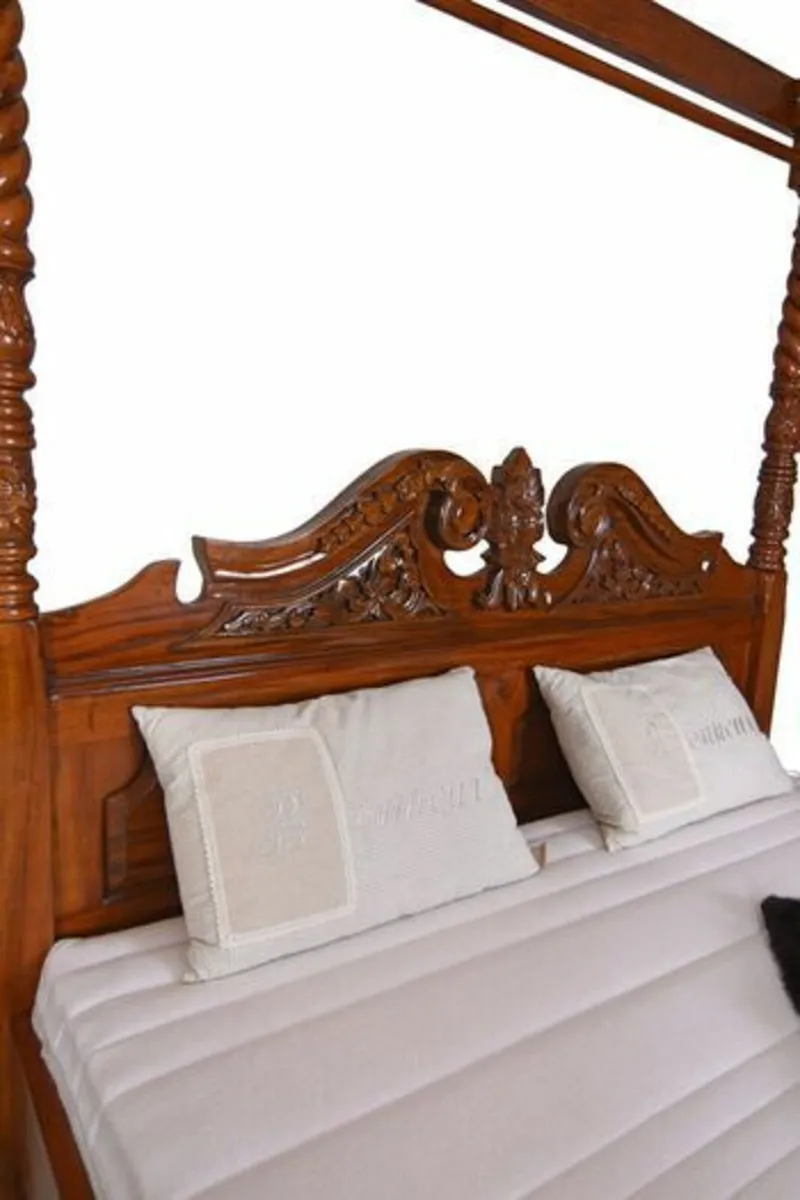 Elegant French Mahogany 4-Poster Bed Timeless Beau - Image 2