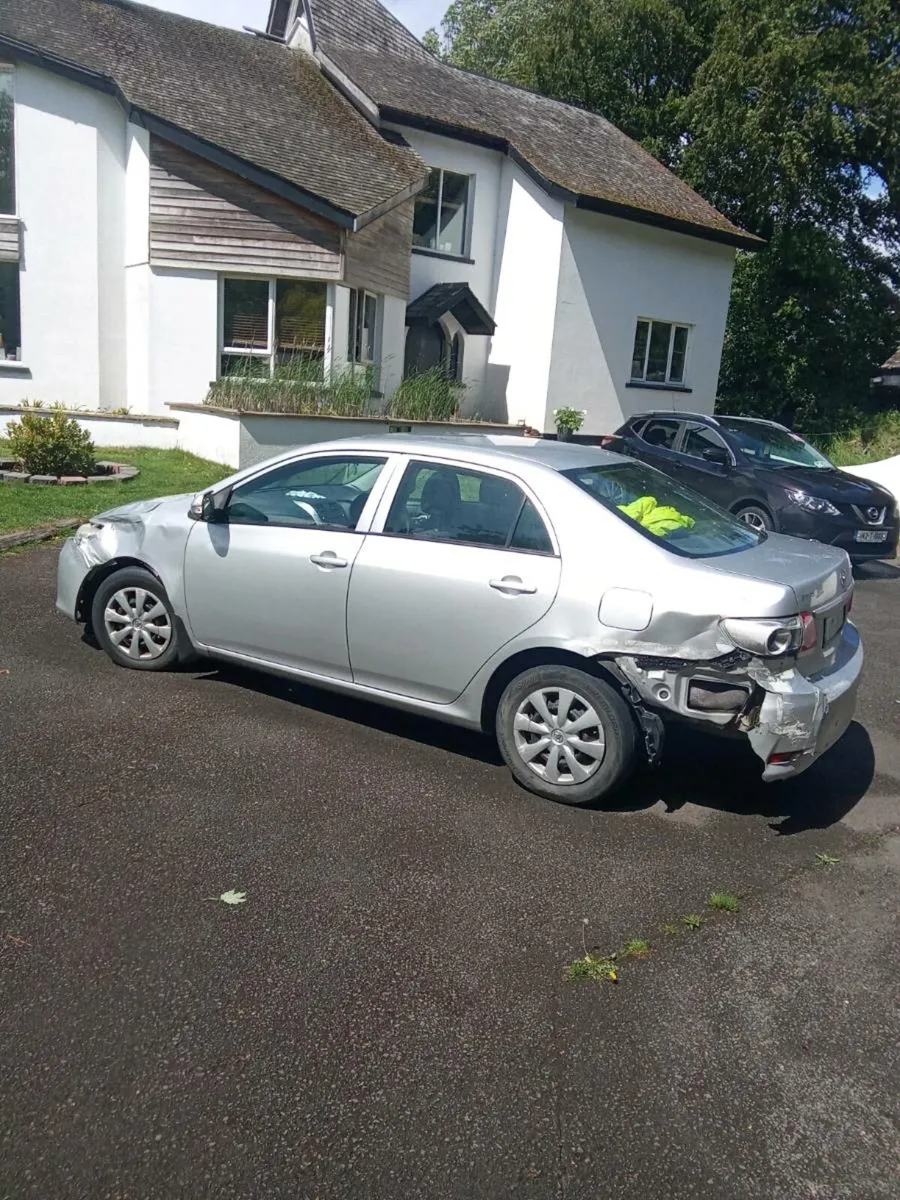 2013 Toyota Corolla - Image 2