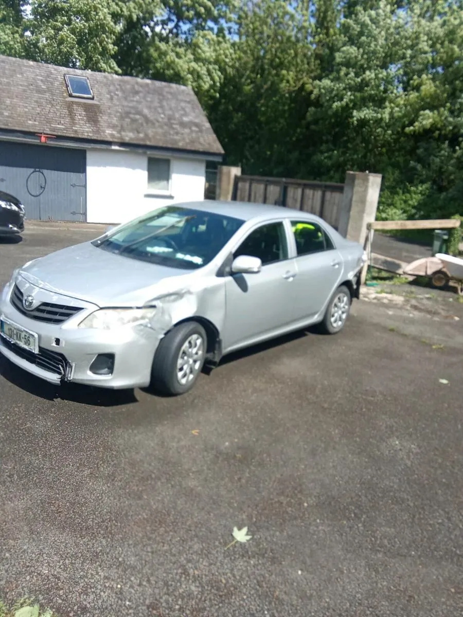 2013 Toyota Corolla - Image 4