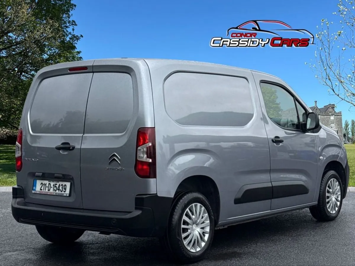 Citroen Berlingo LX 1.5 Bluehdi 75  3 Seater - Image 2