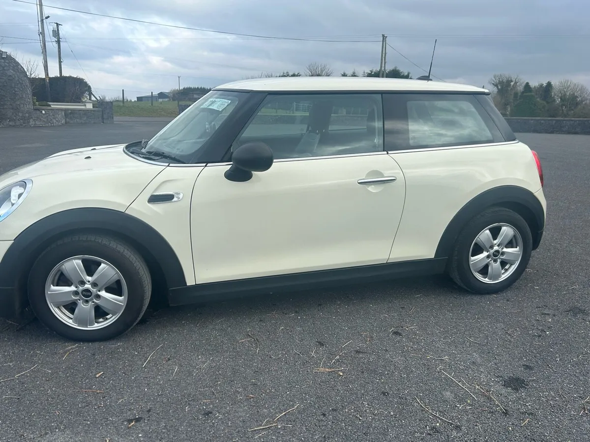 2015 Mini One - Image 4