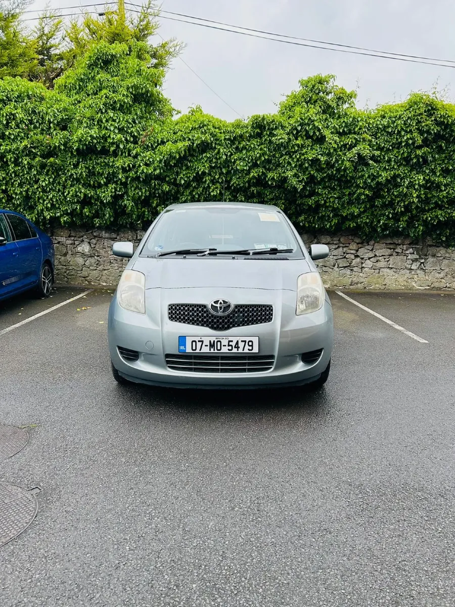 Toyota Yaris 2007 - Image 2
