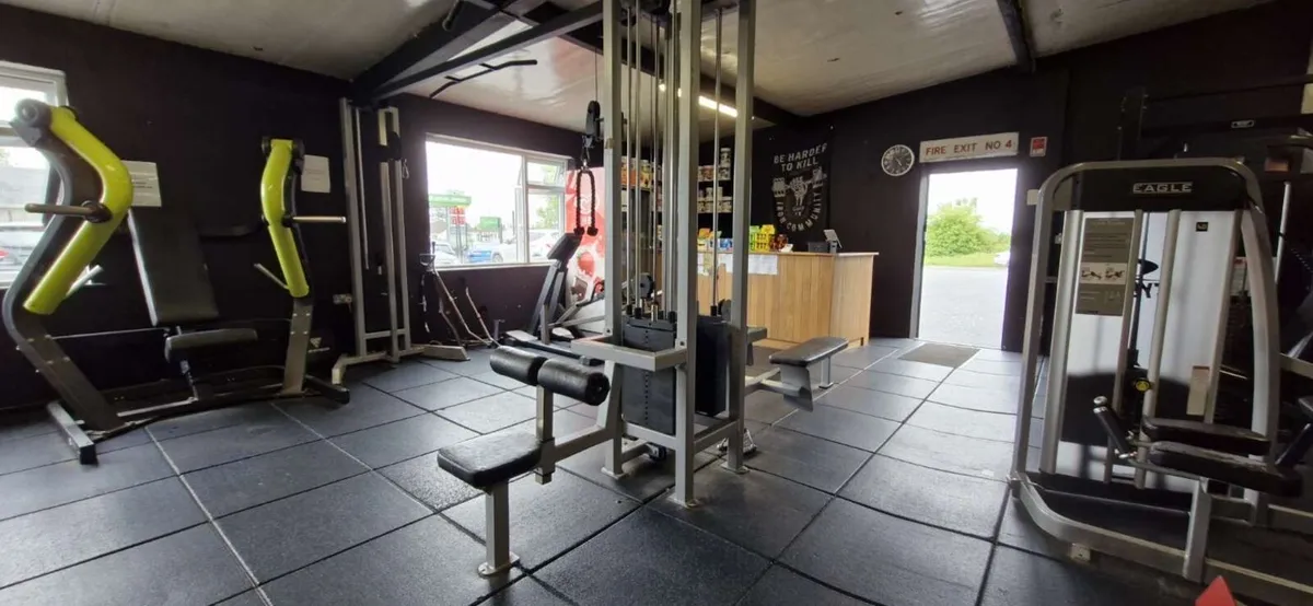Gym equipment - Image 2