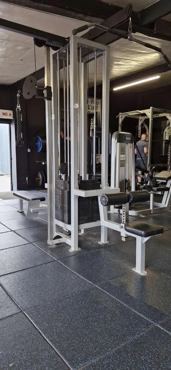 Gym equipment - Image 3