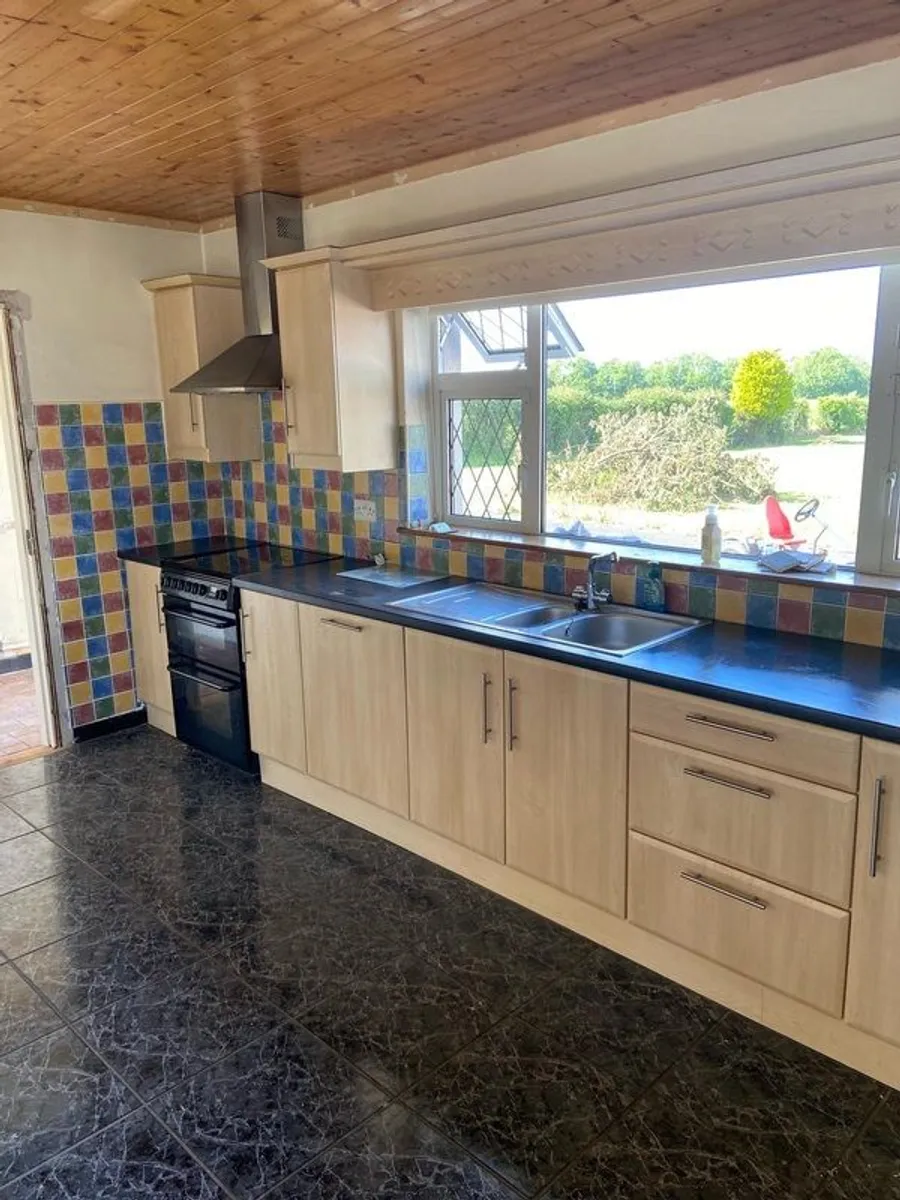 Kitchen. - Image 3