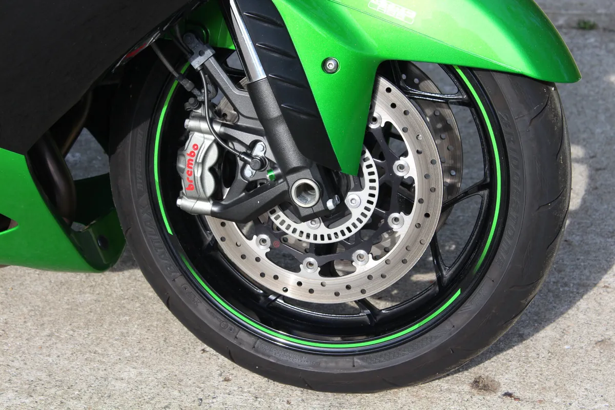 2016 Kawasaki ZZR 1400 Performance Sport - Image 4
