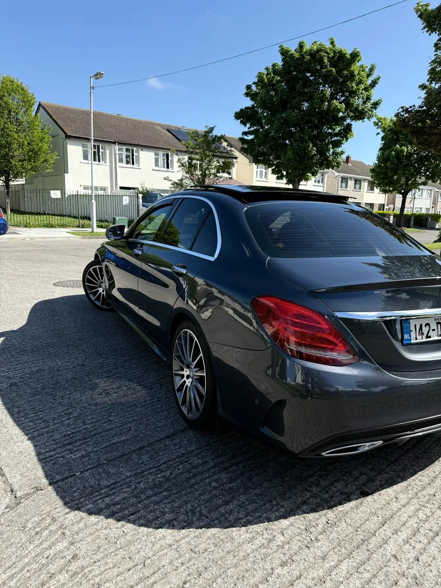 Mercedes Benz C220d amg plus premium with sunroof - Image 2