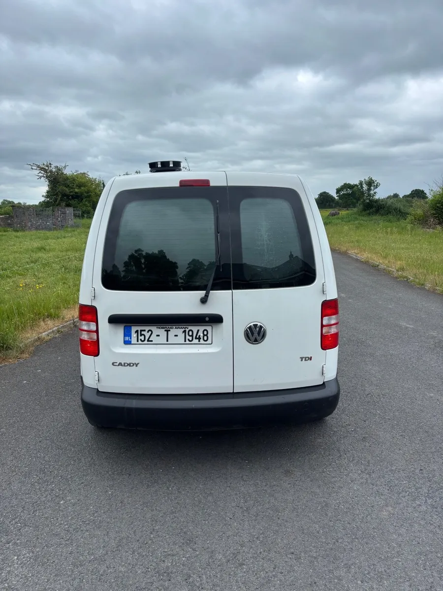 Volkswagen Caddy 2015 - Image 4