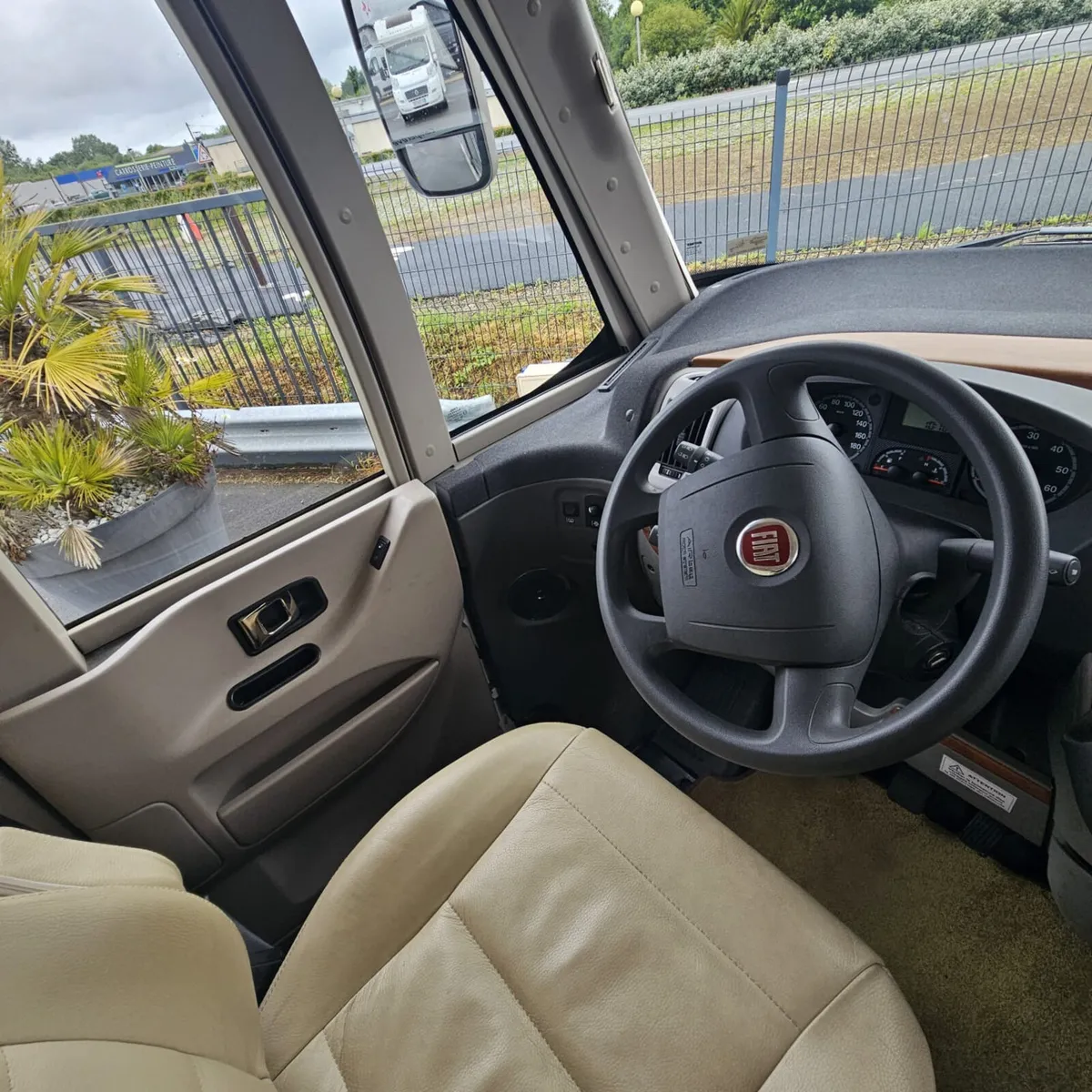 2011, Fiat  Hymer B 698 SL, 40000 miles - Image 3