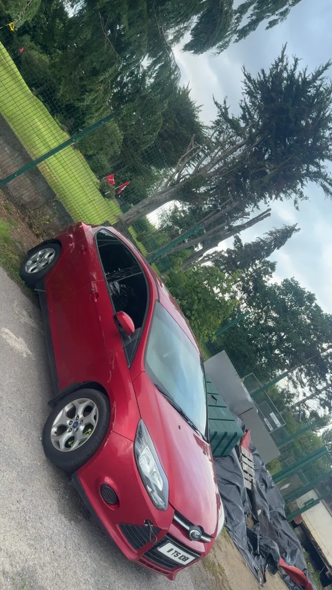 2011 ford focus - Image 1