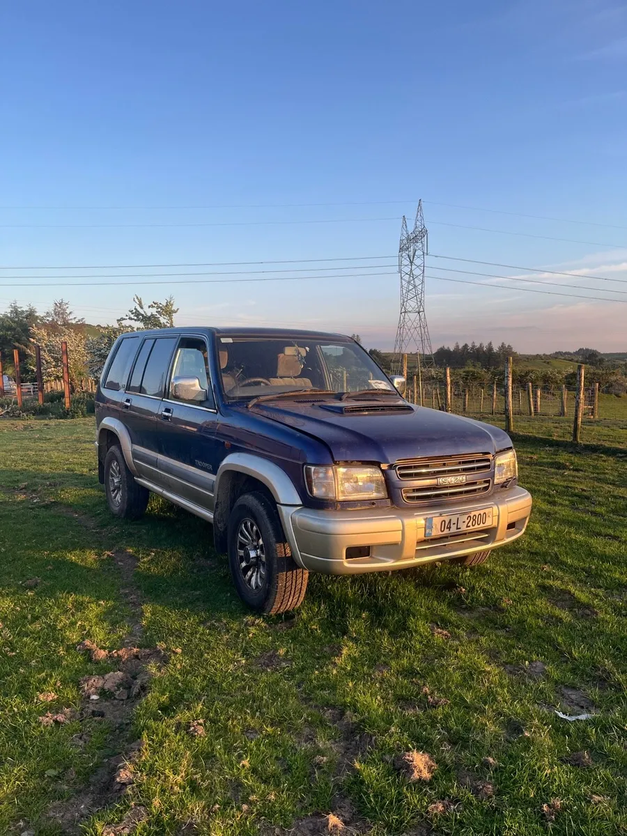 Isuzu trooper 3.0 2004 - Image 1