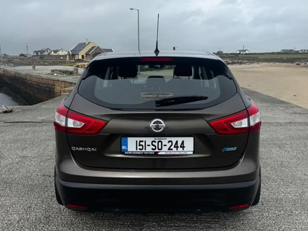 Nissan QASHQAI 1.5 DSL SV Safety PK 4DR - Image 4