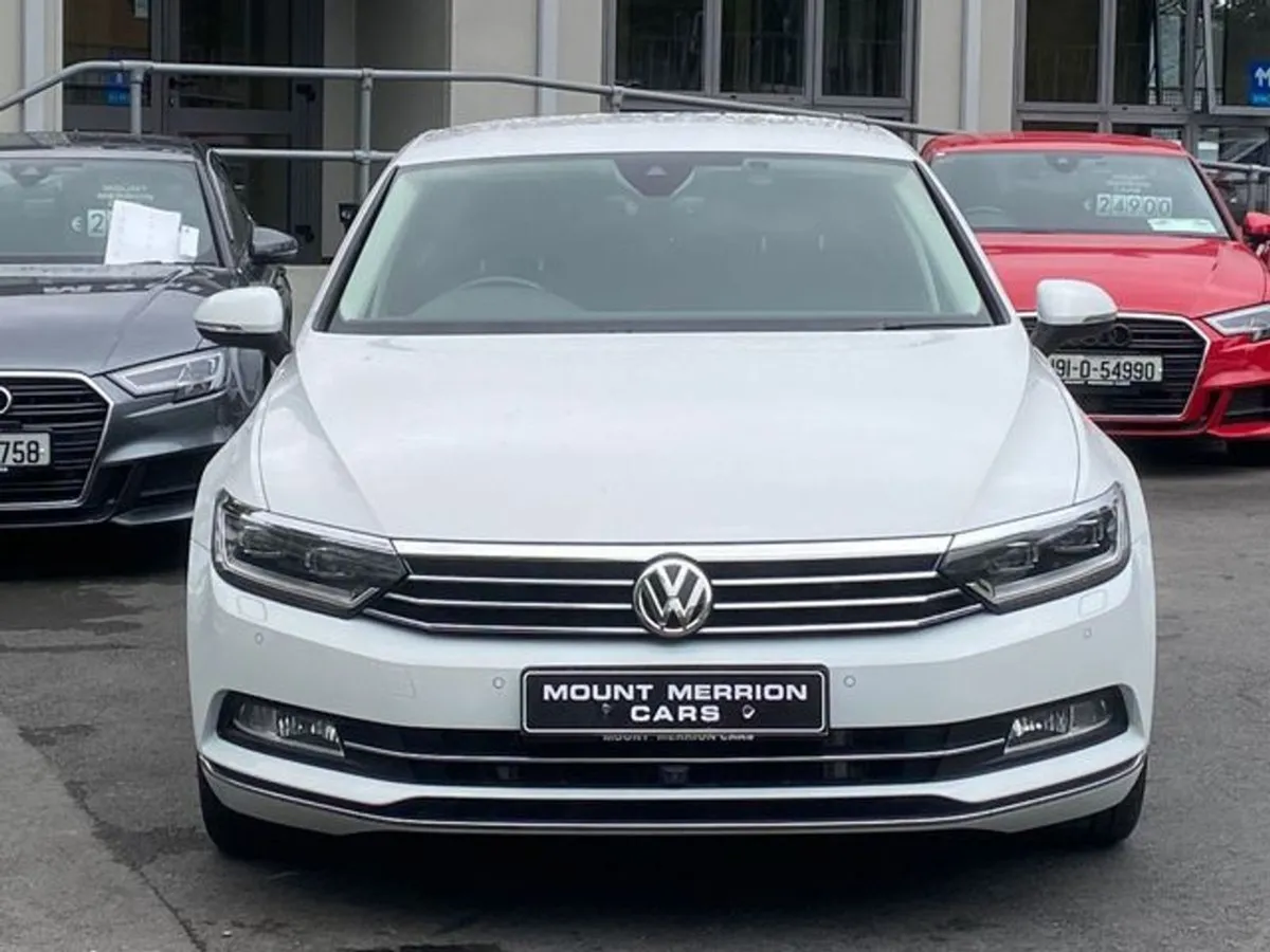 Volkswagen Passat Auto/leather/huge Spec - Image 3