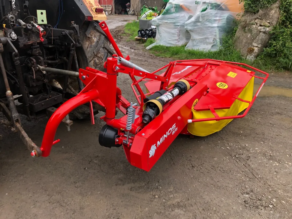 Minos 5 foot 6 drum mower - Image 1
