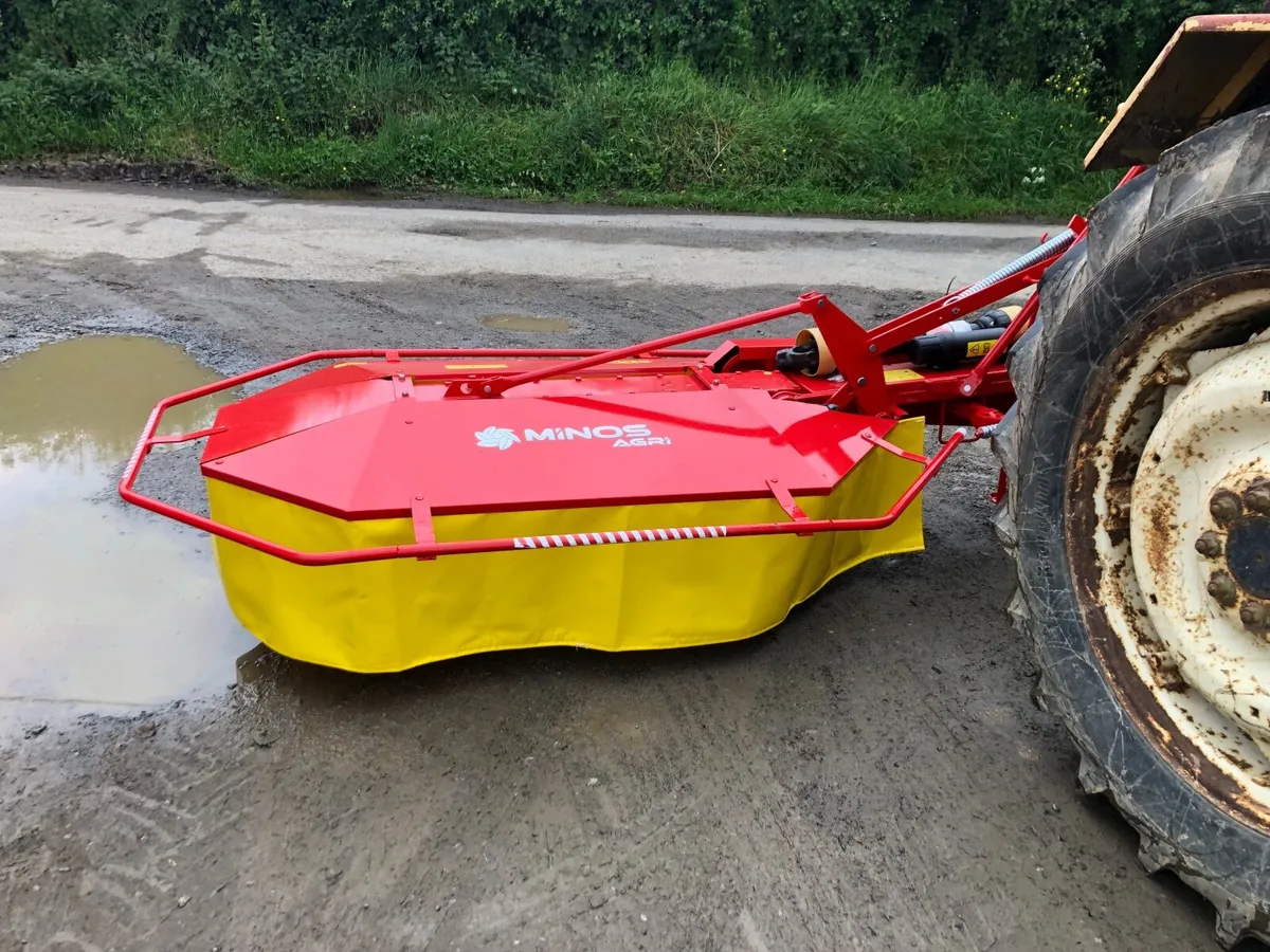 Minos 5 foot 6 drum mower - Image 4