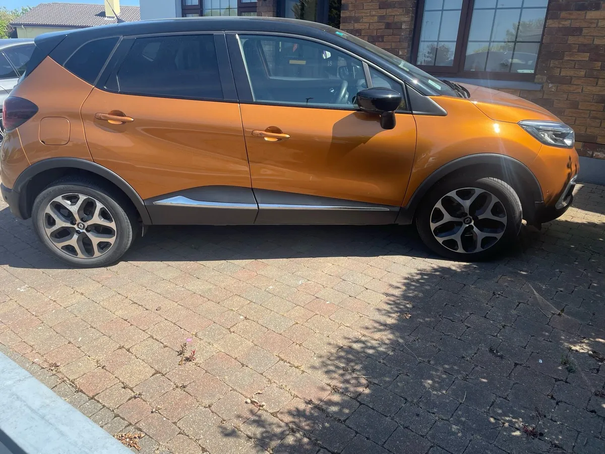 Renault Captur - Image 3