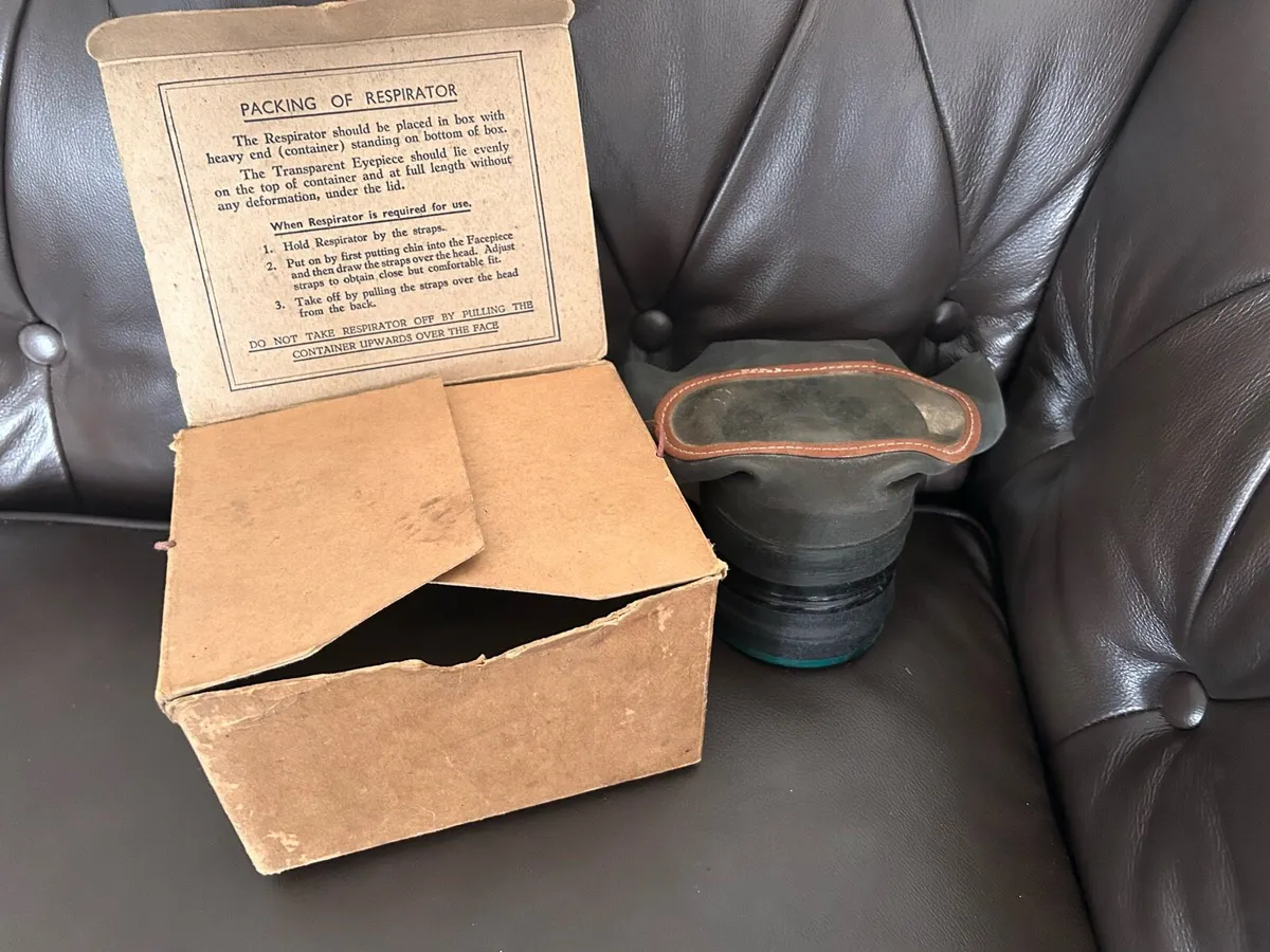 Vintage antique and collectibles - Image 4