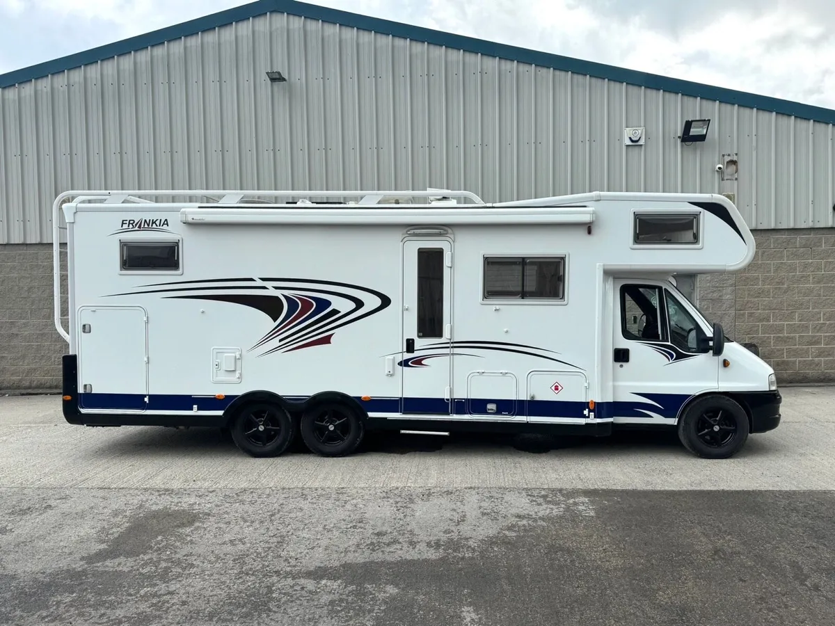FRANKIA exclusive Motorhome - Image 1