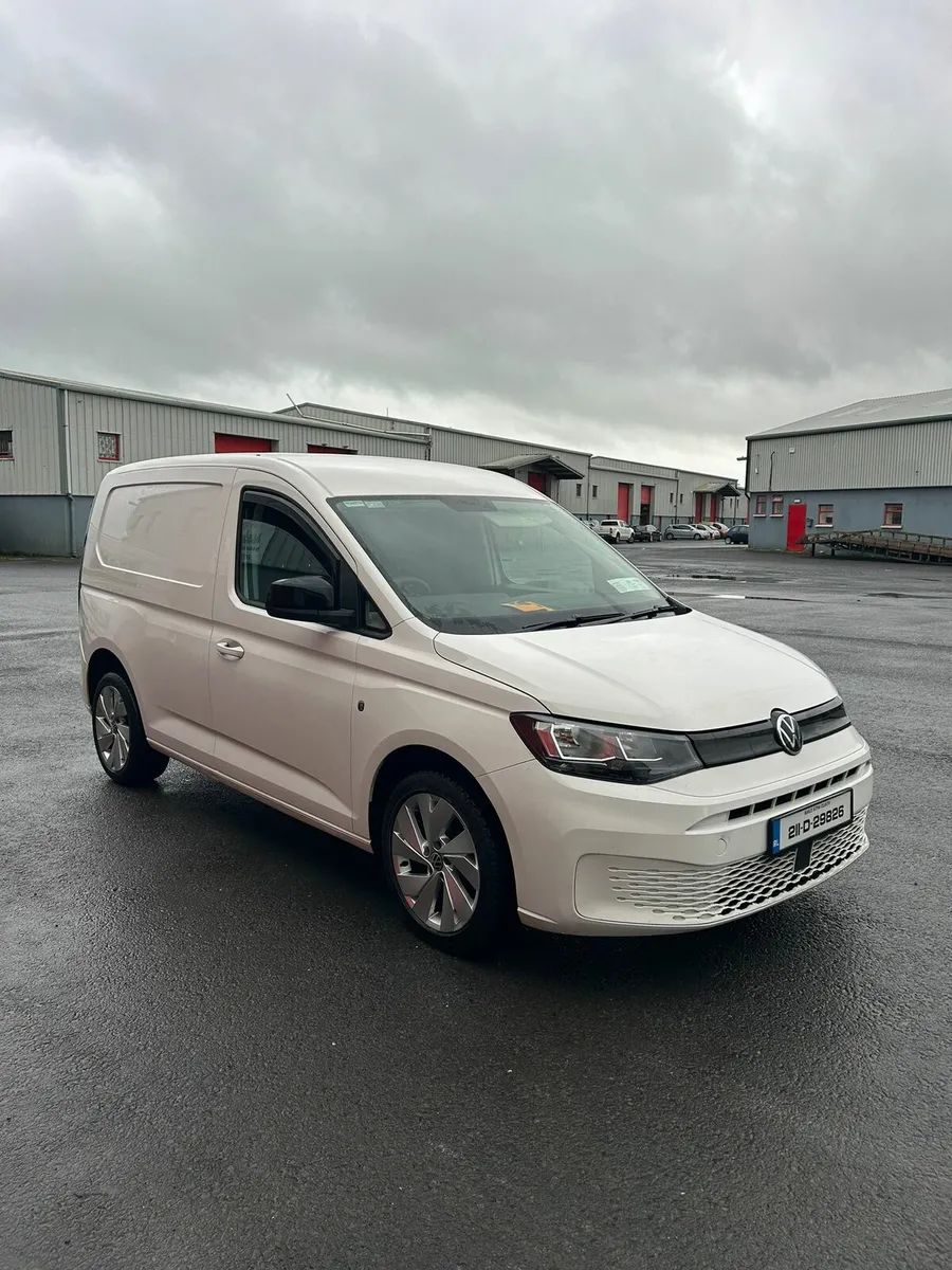 2021 VOLKSWAGEN CADDY CARGO 2.0 TDI 6 SPEED - Image 2