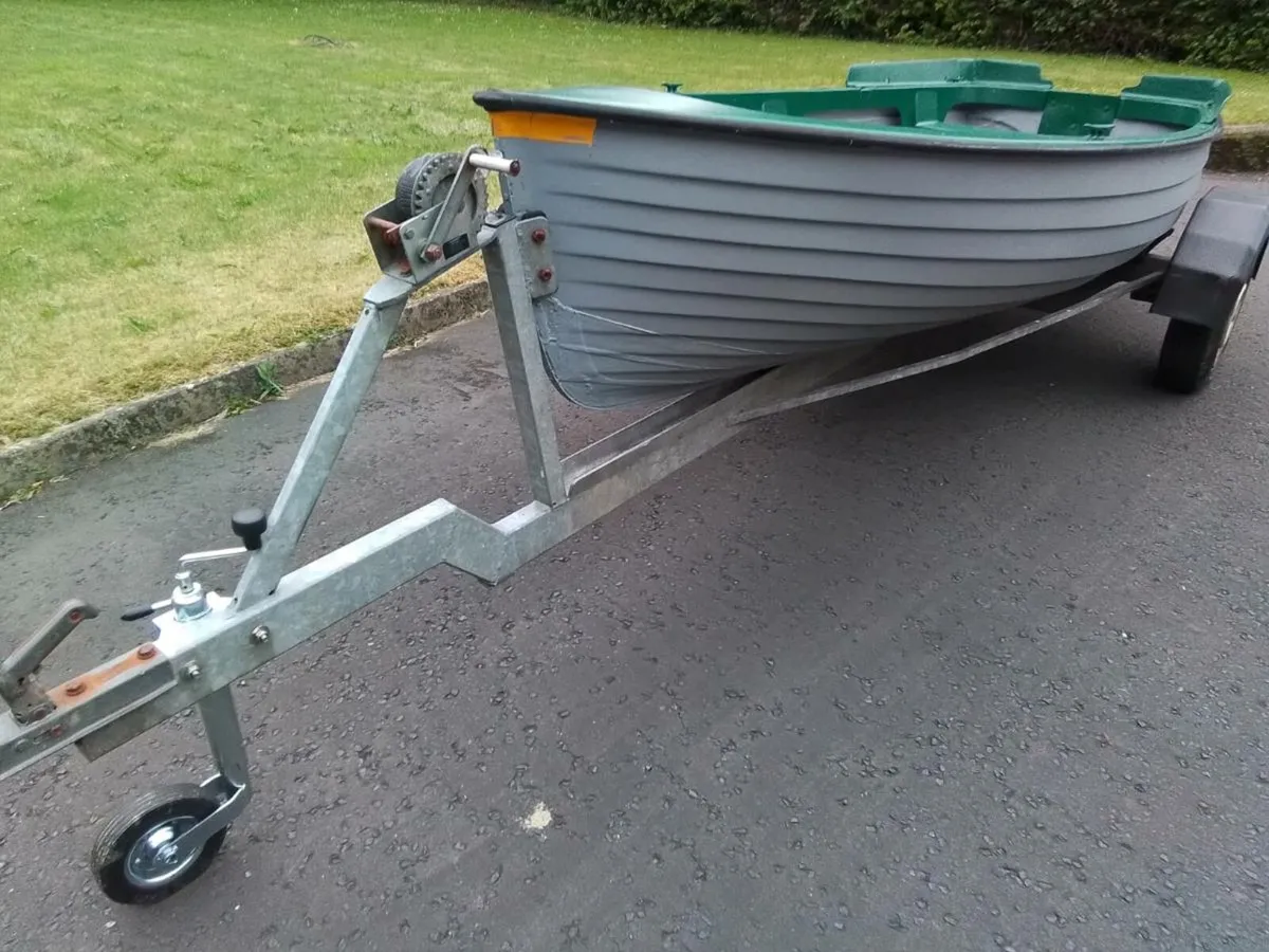 boat - Image 3