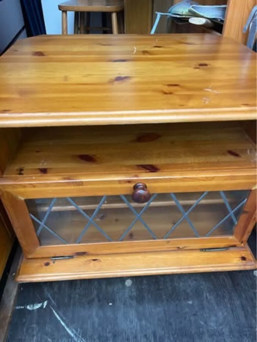Tv stand - Image 2