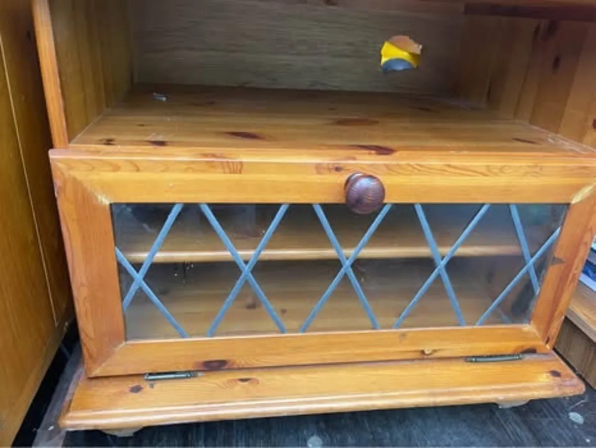 Tv stand - Image 3