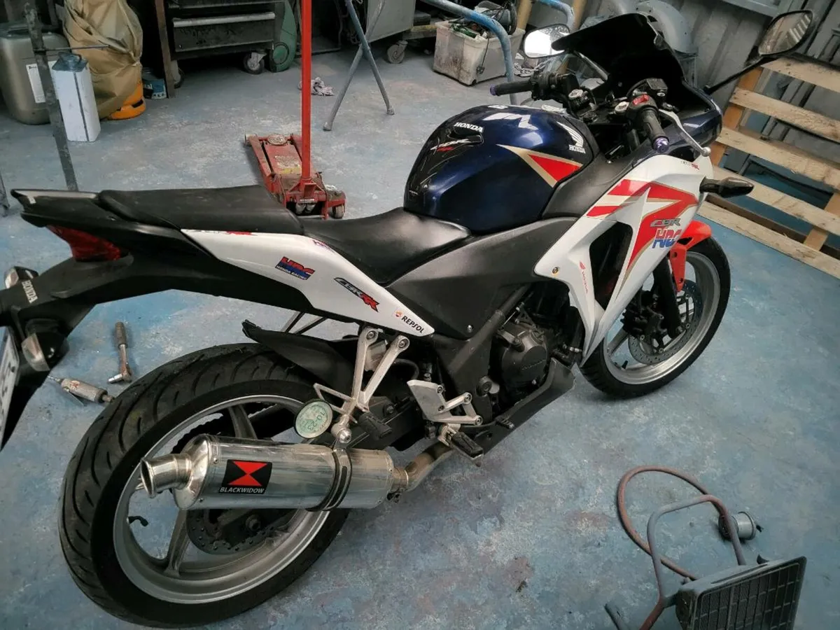 Honda cbr 250 - Image 1