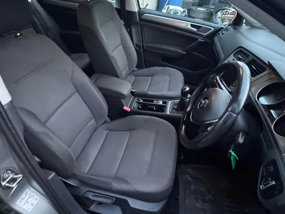 Volkswagen Golf 2014 1.6 diesel - Image 3