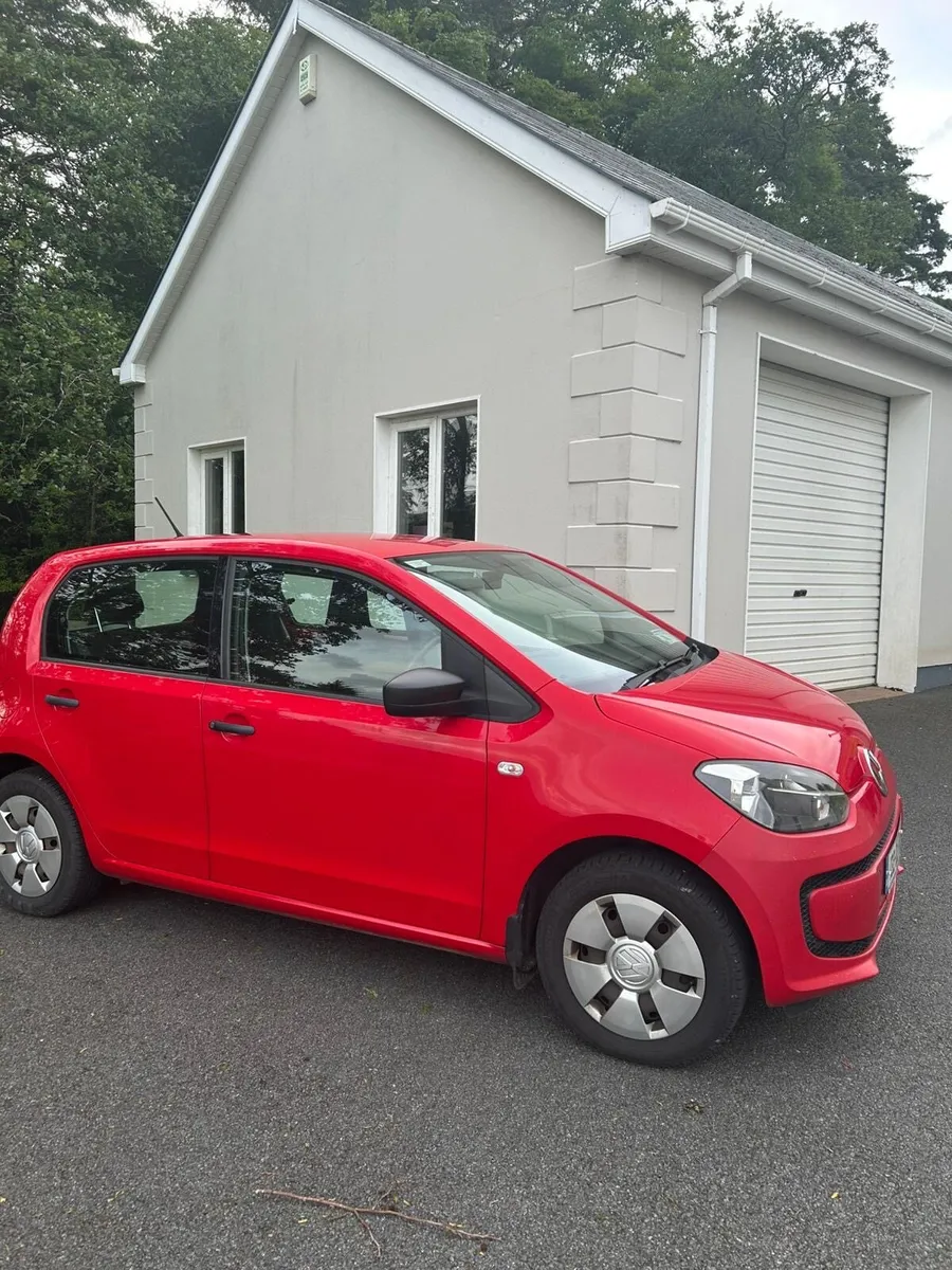 Volkswagen UP - Image 1