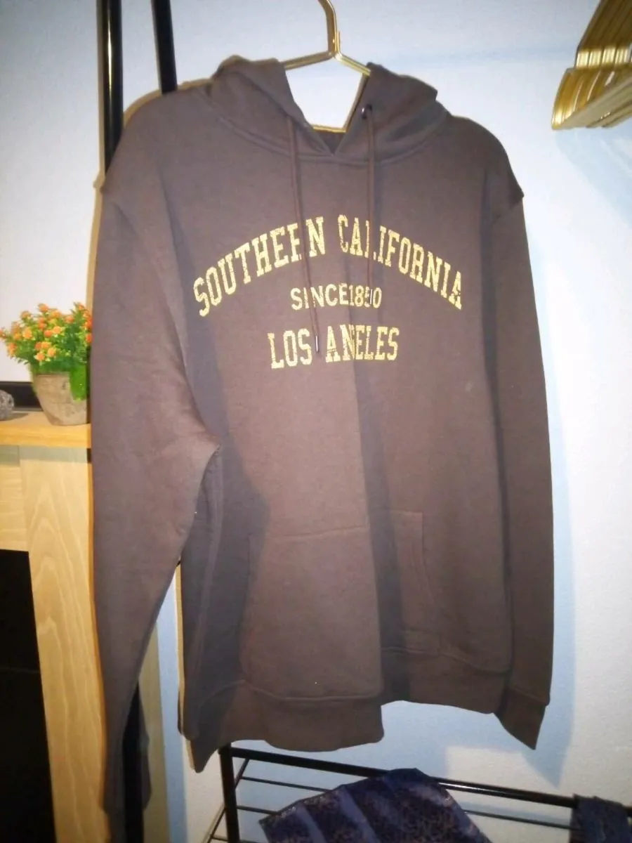 Men's Clothing - Image 3
