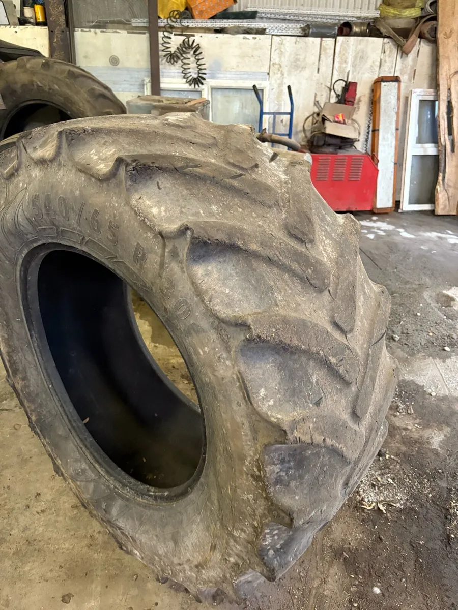 JCB Fastrac Tyres 540/65 R30 - Image 2