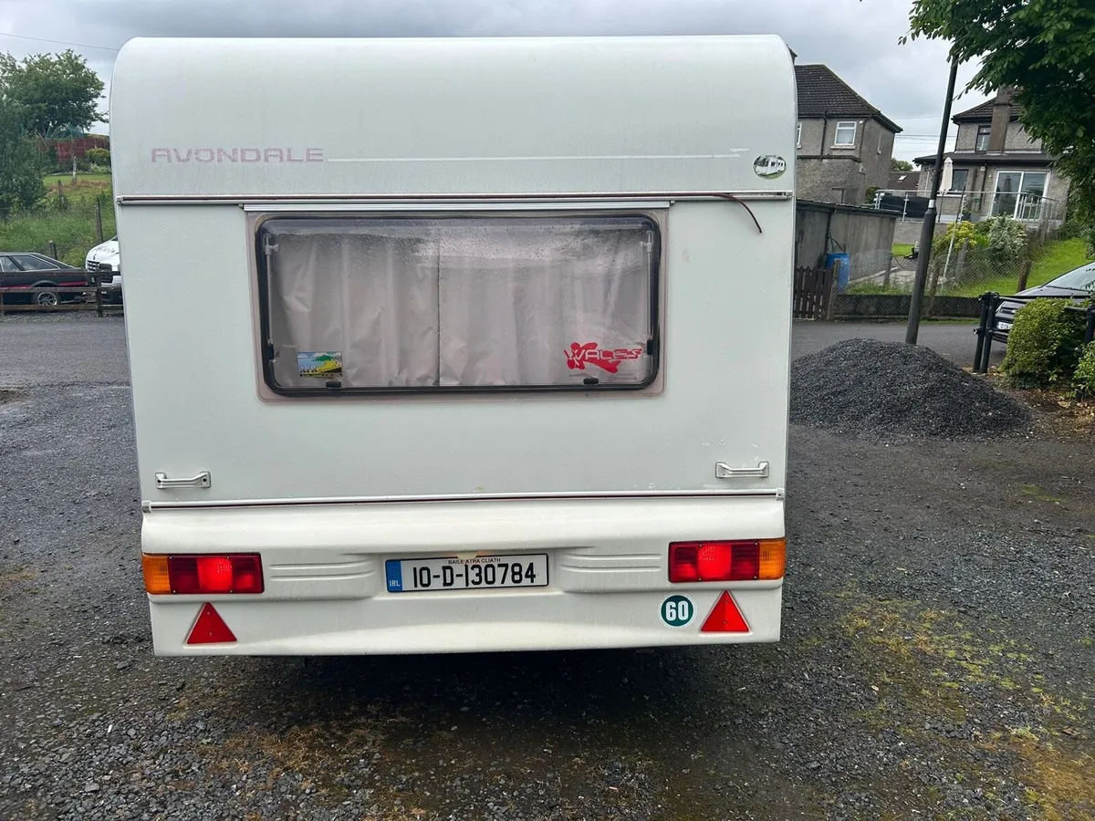 Avondale 5 berth caravan - Image 3