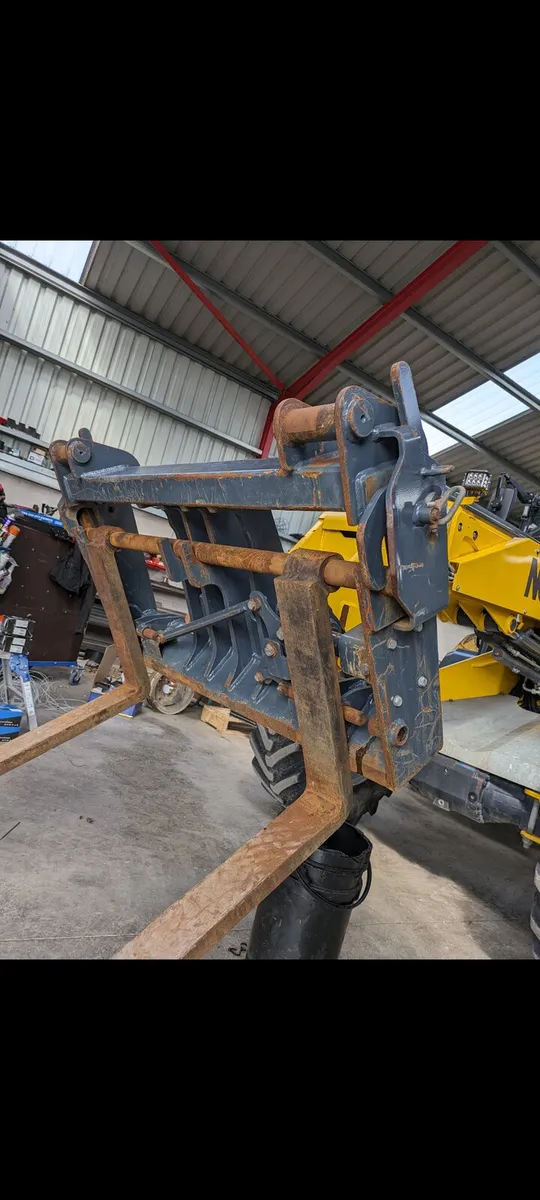 Jcb-manitou Headstocks - Image 3