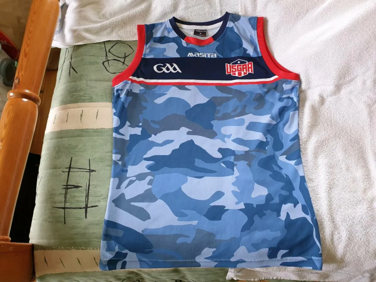 US GAA Football Home Jersey Vest Small Adult - Image 1