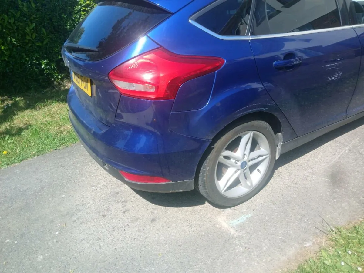 Ford Focus - Image 4