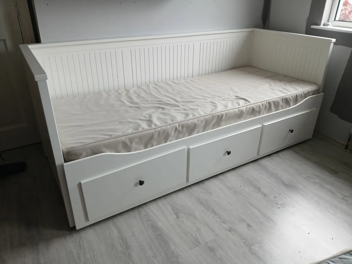 Guest bed. Brimnes ikea - Image 2